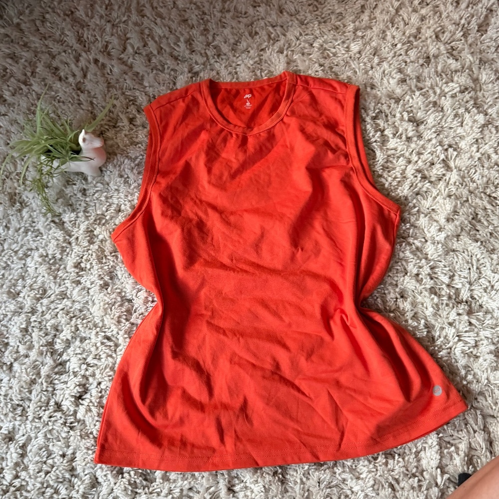 Bold orange muscle Dip Bold Orange workout athletic gym, sporty eco-friendly Mus